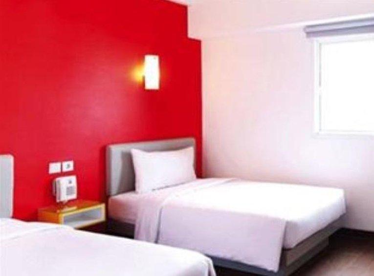 Amaris Hotel Malang Zewnętrze zdjęcie